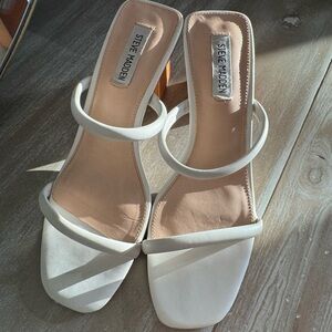White Steve Madden Heel Slides with Faux Wooden Heel // Size 9